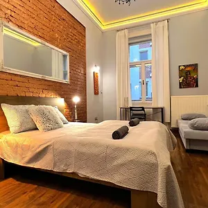 V6 By Small Budapest